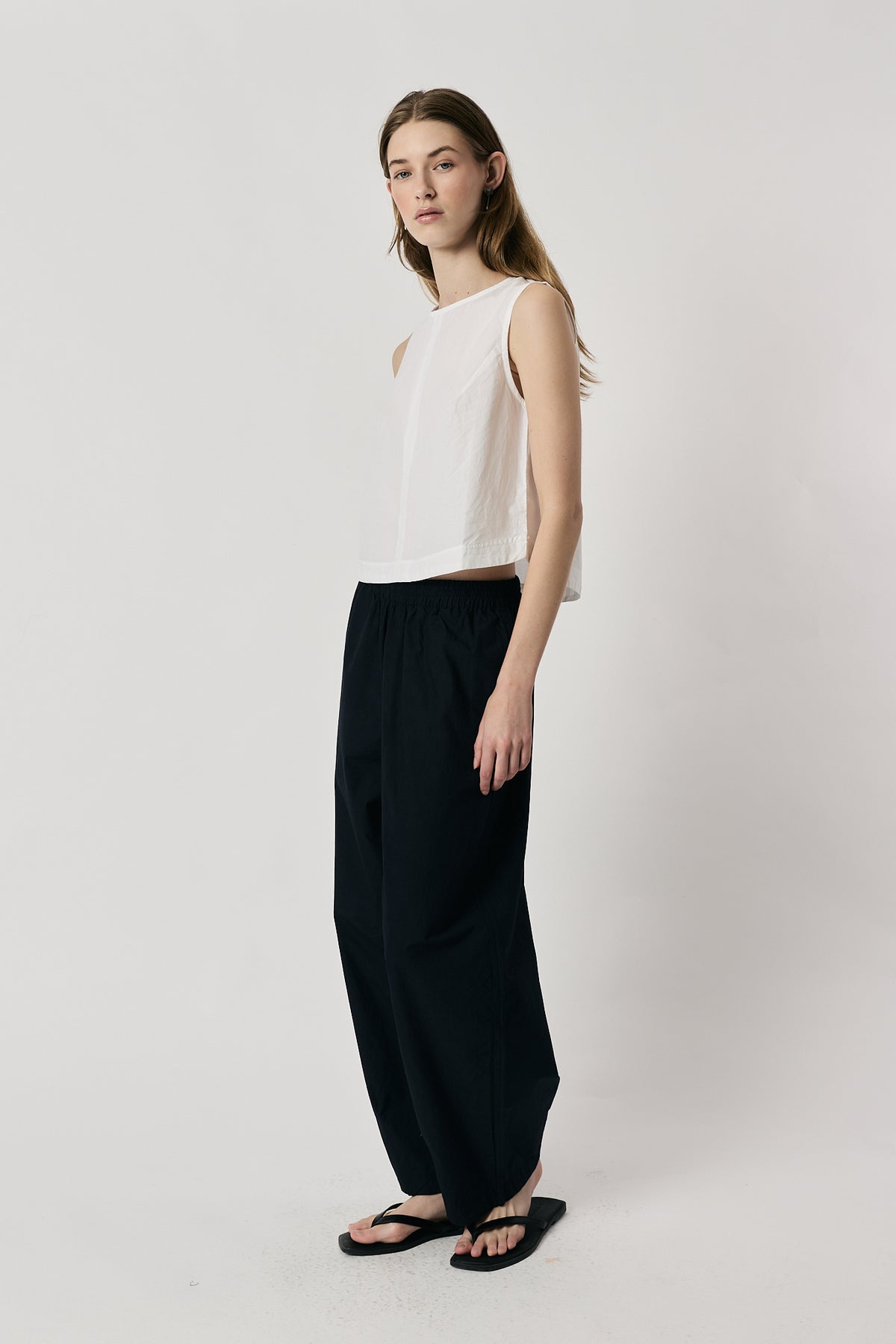 Giliann Agnes Pant Navy