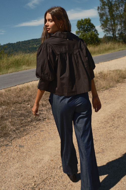 Rubyyaya Beth Shirt Black