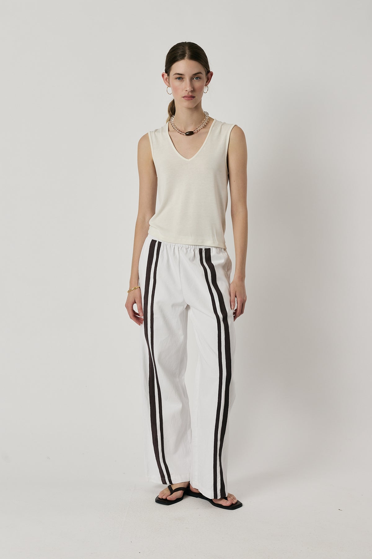 Giliann Adela Pant White