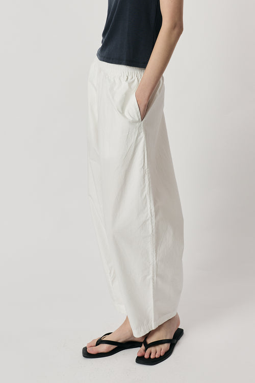 Giliann Agnes Pant White