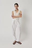 Giliann Axel Pant White
