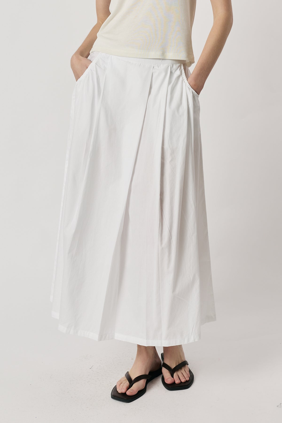 Giliann Ines Skirt White