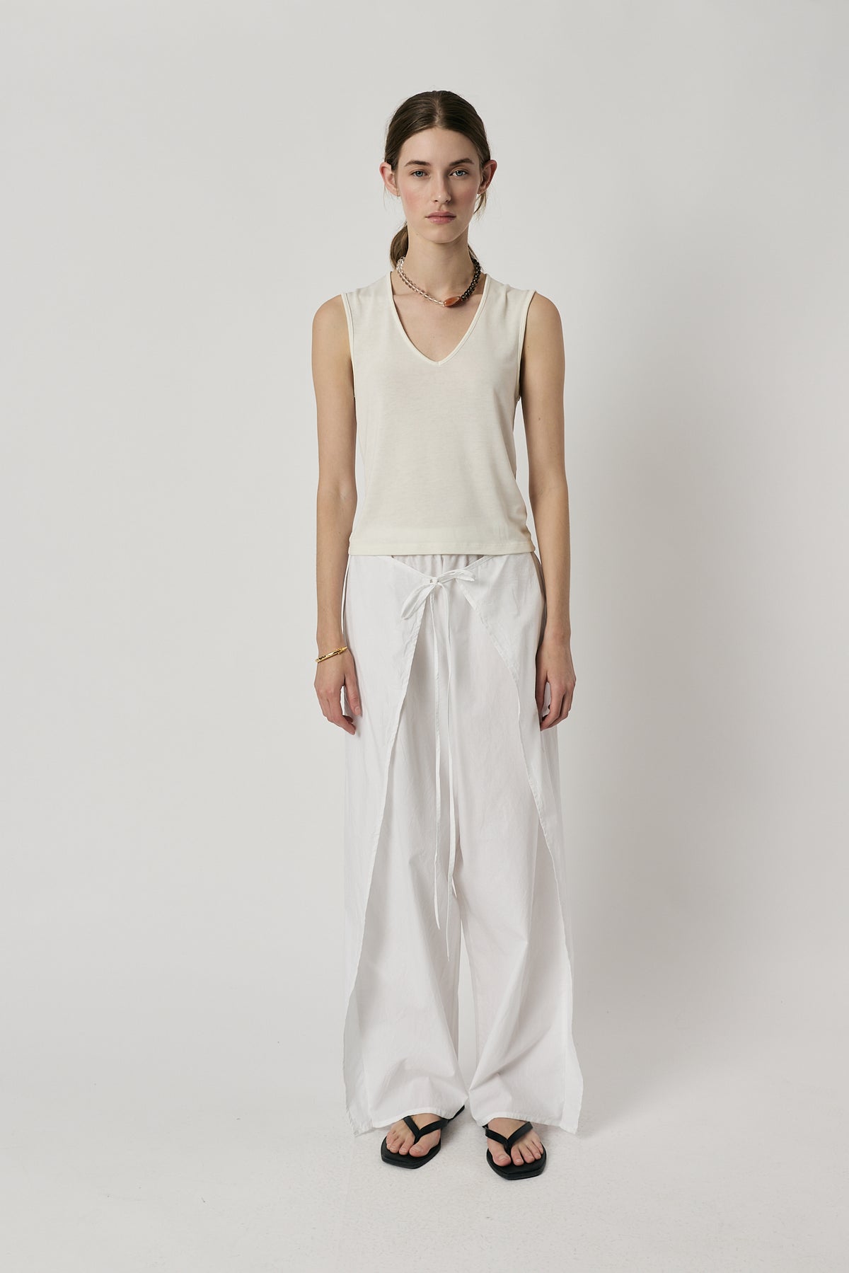 Giliann Luna Pant White