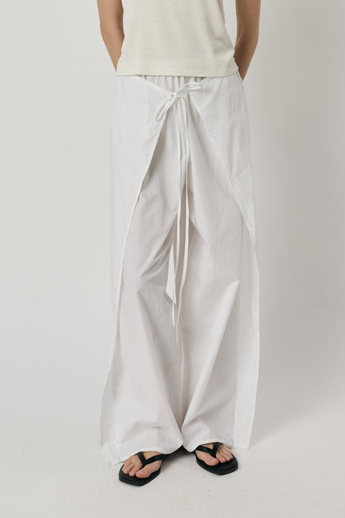 Giliann Luna Pant White