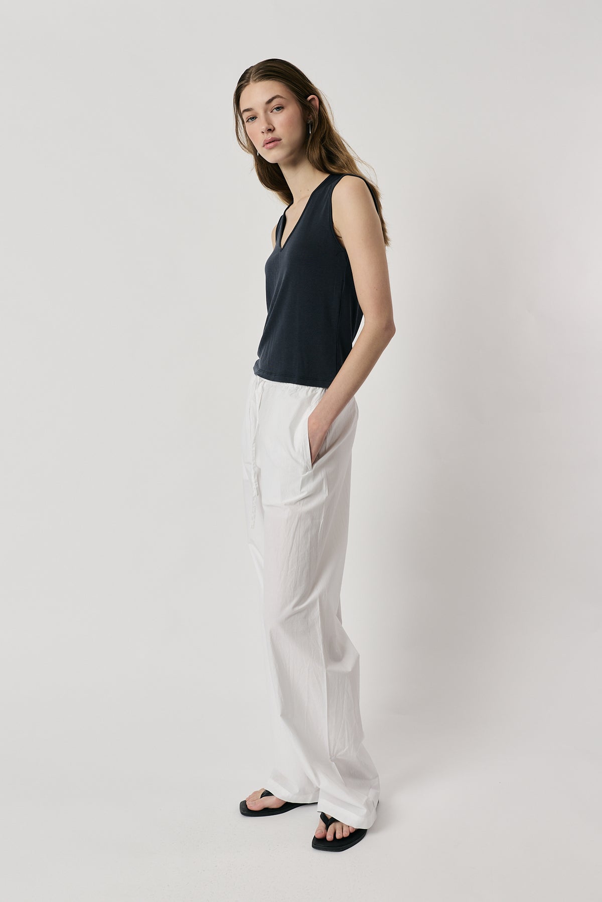 Giliann Romy Pant White