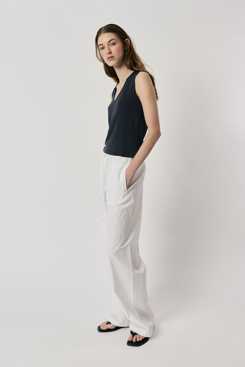 Giliann Romy Pant White