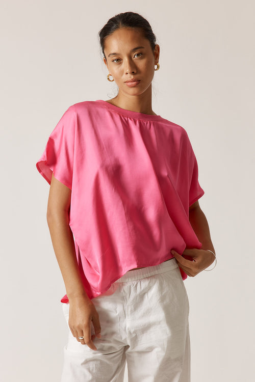 Rubyyaya Bienvenue T-Shirt Plain Pink