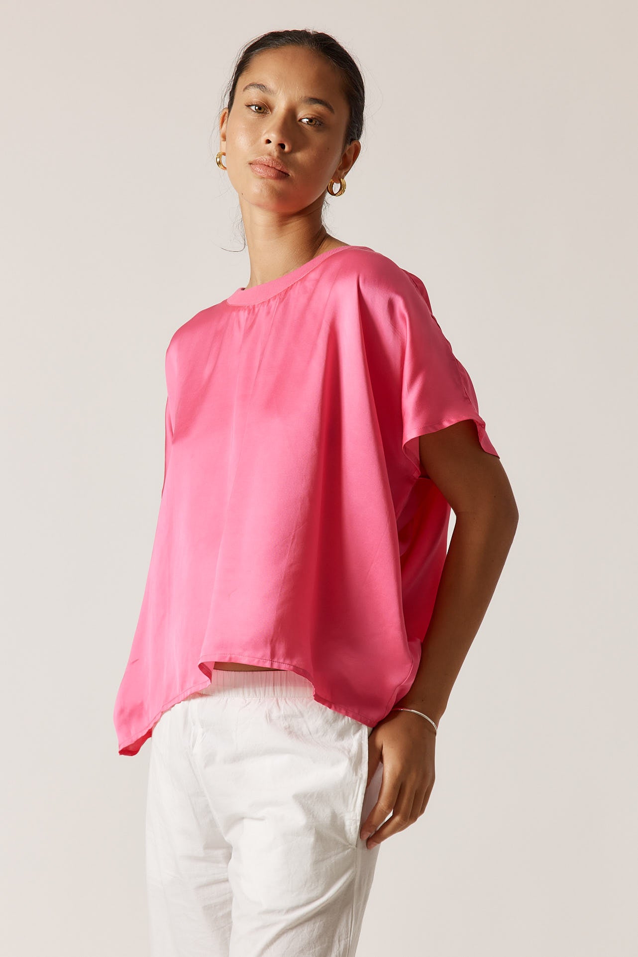 Rubyyaya Bienvenue T-Shirt Plain Pink