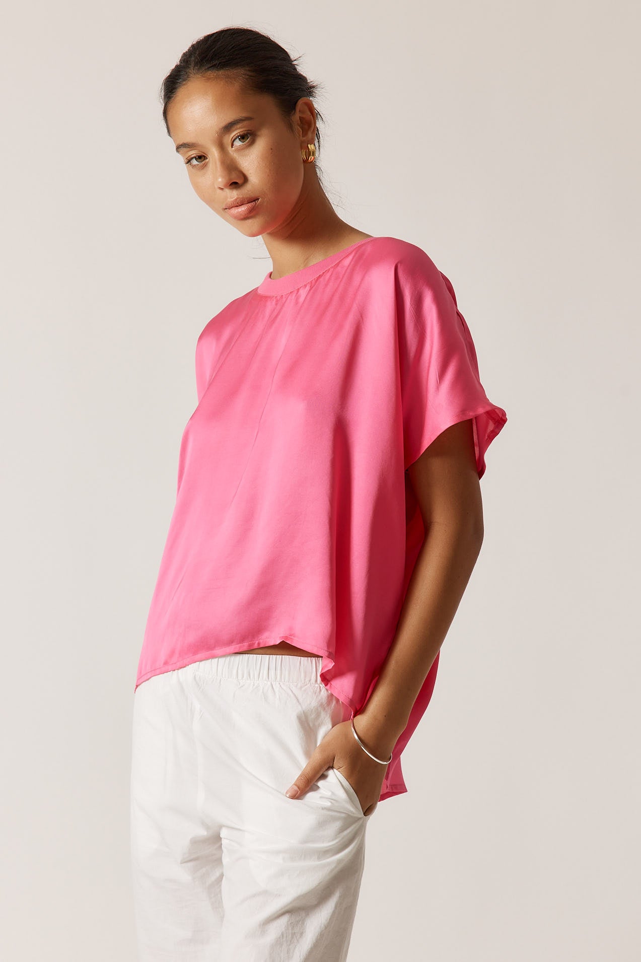 Rubyyaya Bienvenue T-Shirt Plain Pink