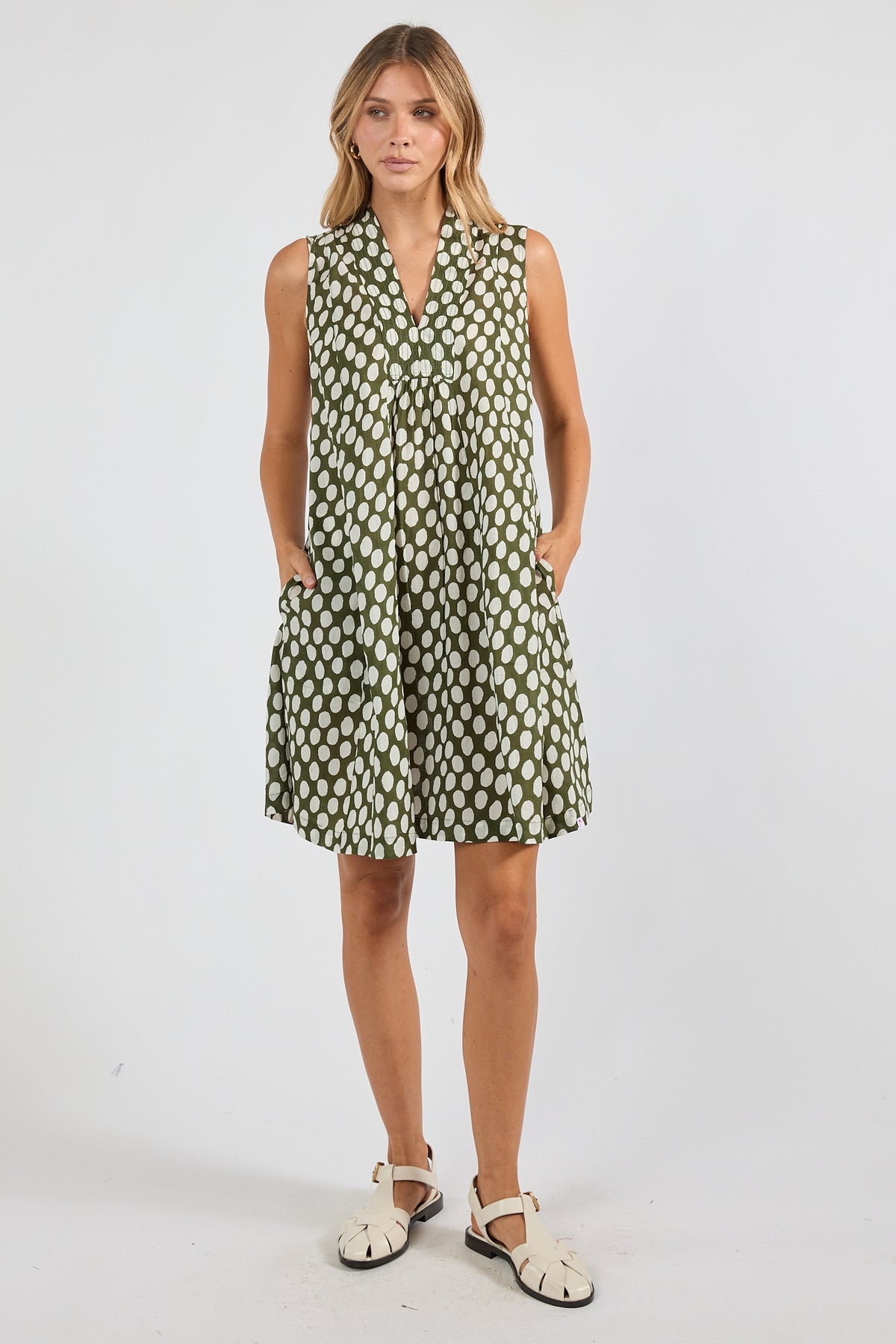 IBSA Spot On S/Less Dress Olive