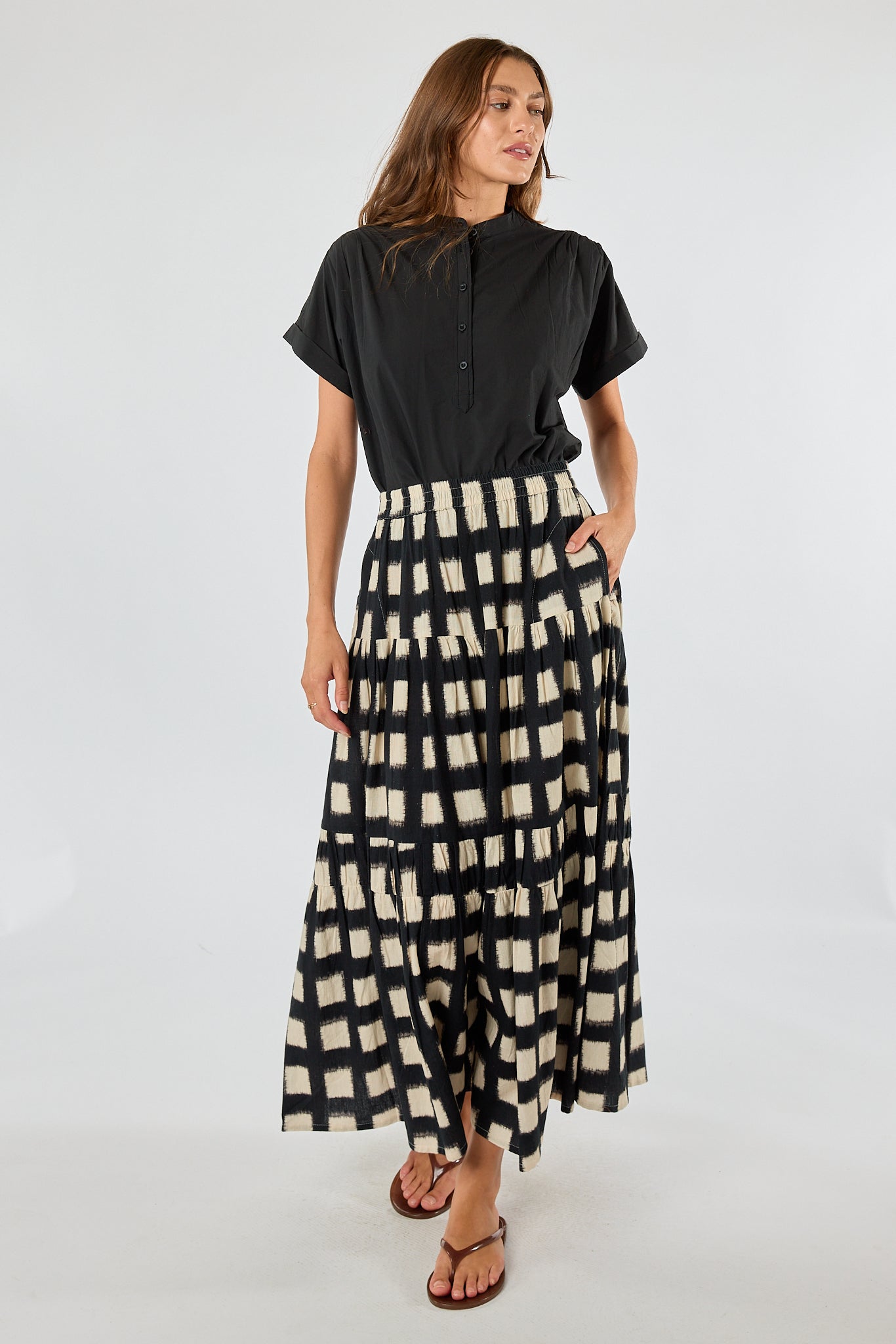Itami Bloc Skirt Black
