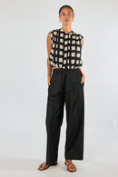 Itami Bloc S/Less Top Black