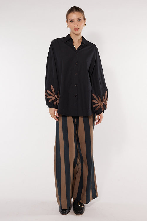Itami Cassis Flare Brown Stripe