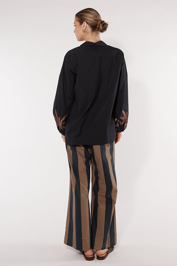 Itami Cassis Flare Brown Stripe
