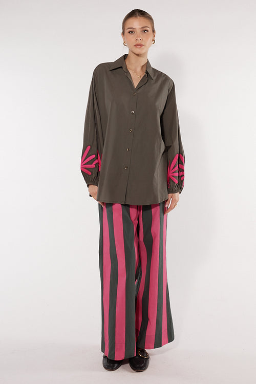 Itami Cassis Flare Pink Stripe