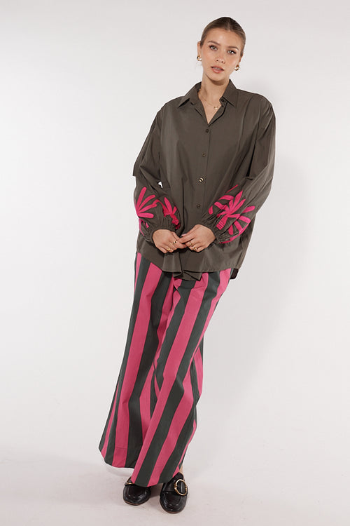 Itami Cassis Flare Pink Stripe