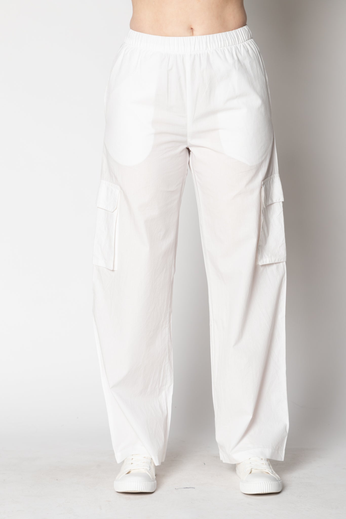 Itami Pamplone Cargo White
