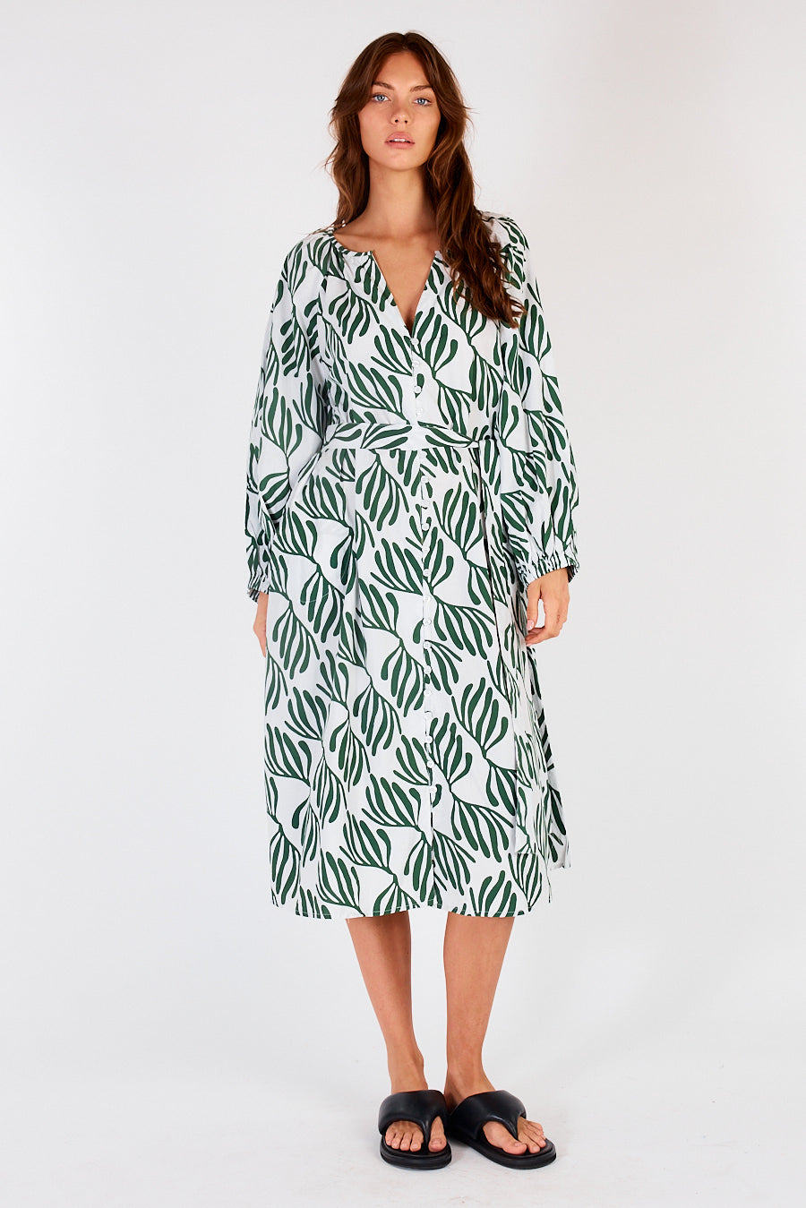 Itami Sakanto L/S Button Dress Verde White