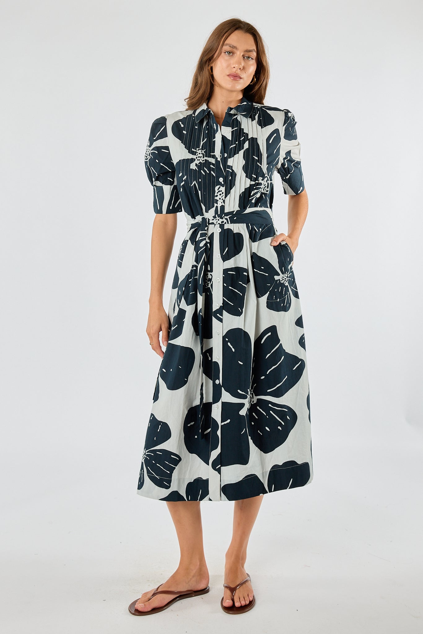 Itami St Jean Midi White