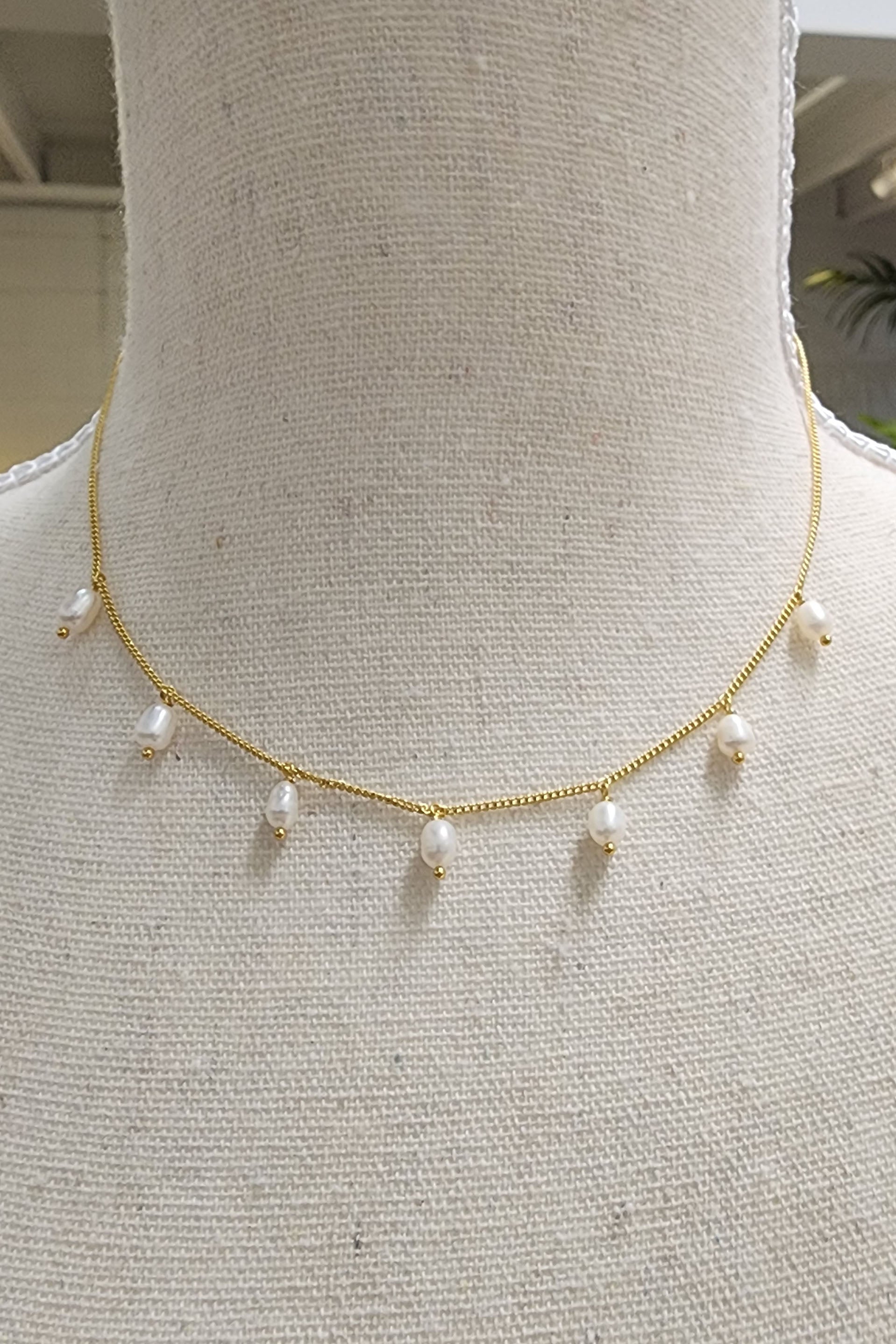 Jewel Citizen | Pearl Drop Choker Gold