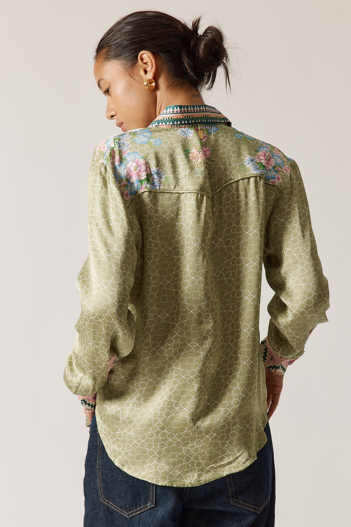 Rubyyaya Daisy Duke Shirt Olive