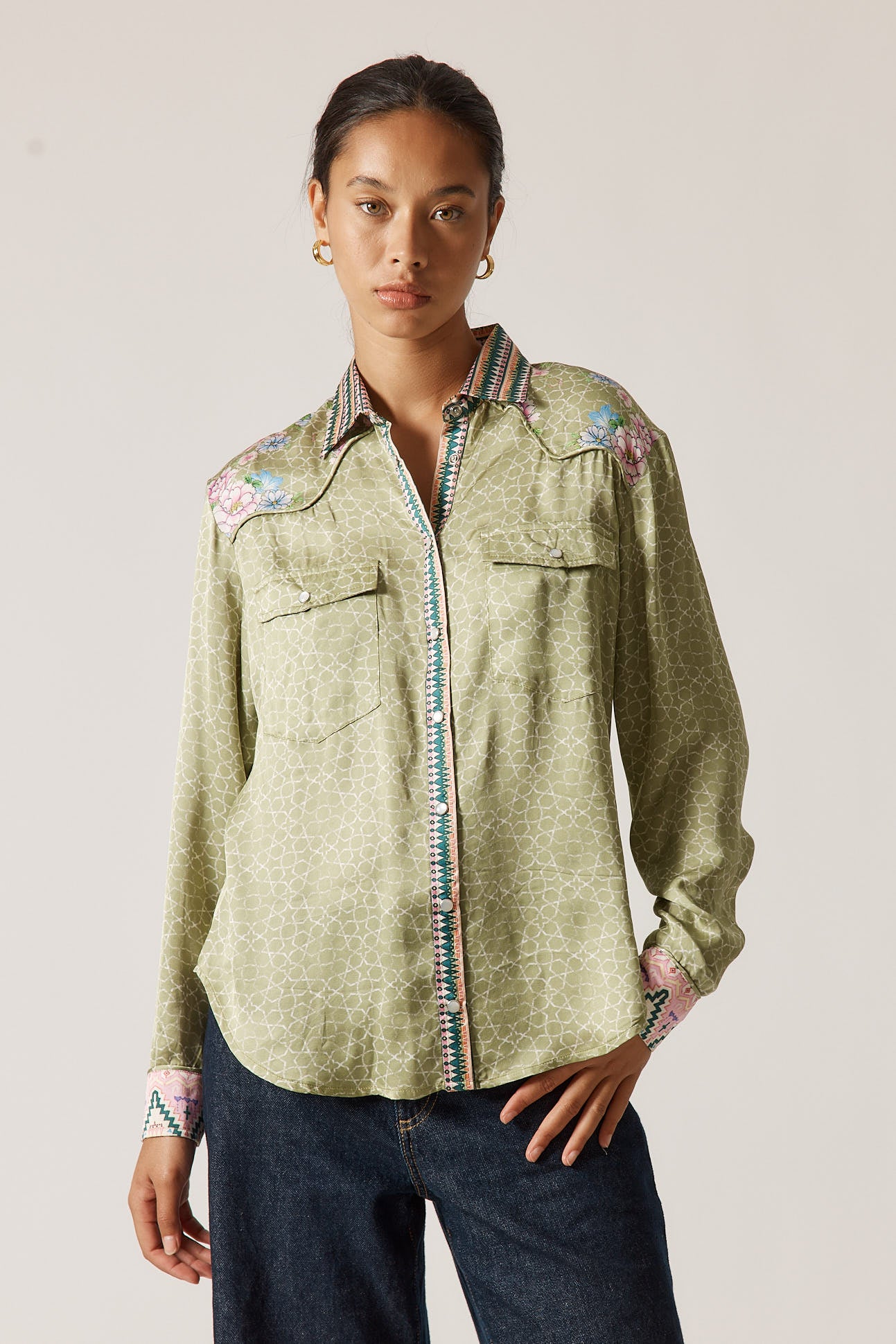Rubyyaya Daisy Duke Shirt Olive