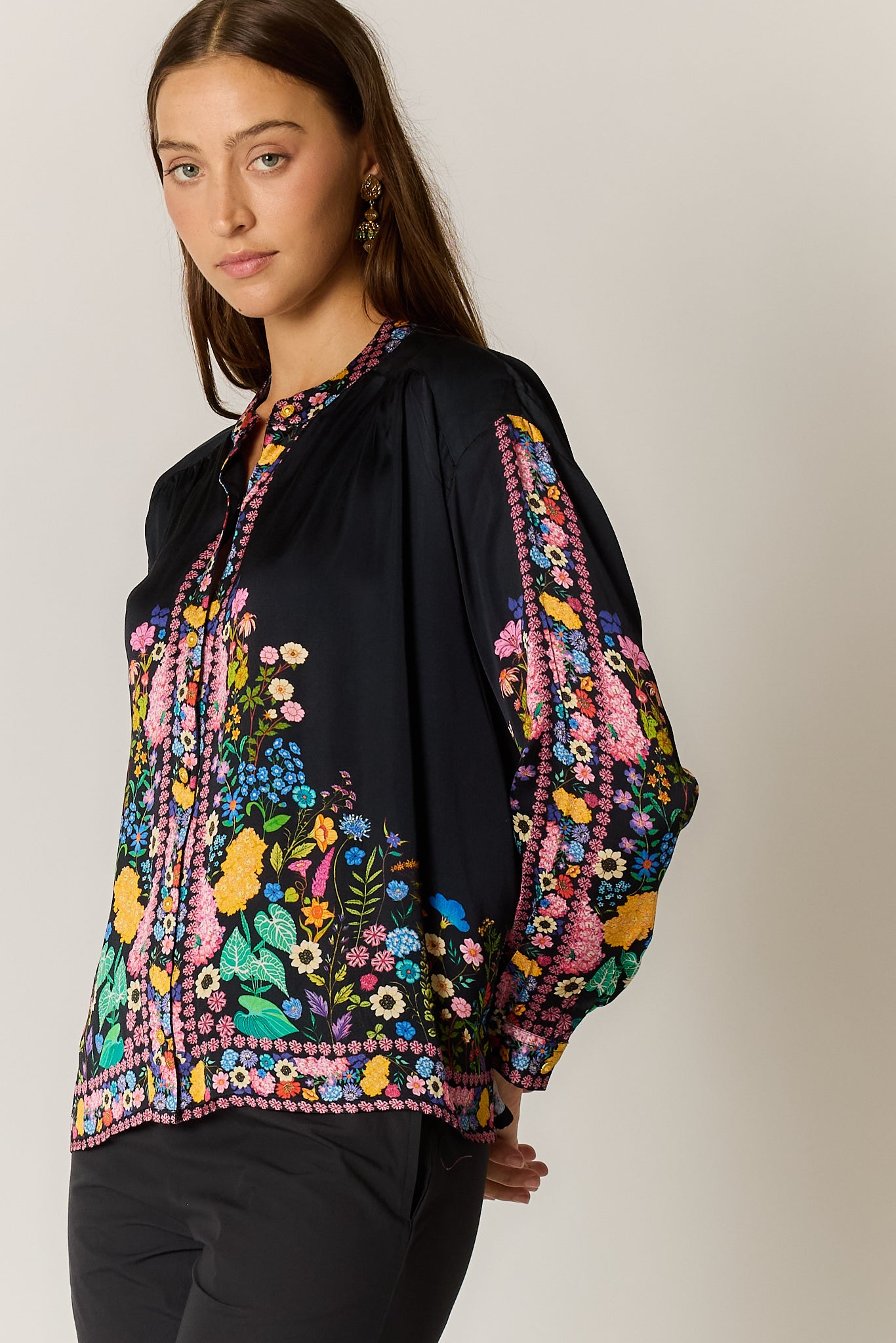 Rubyyaya Delicia Shirt Black