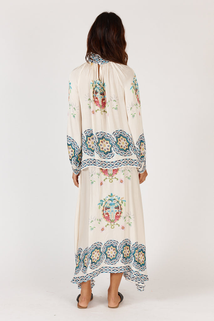Back view of RubyYaya Garcia Shirt Cream showcasing hip length and relaxed silhouette