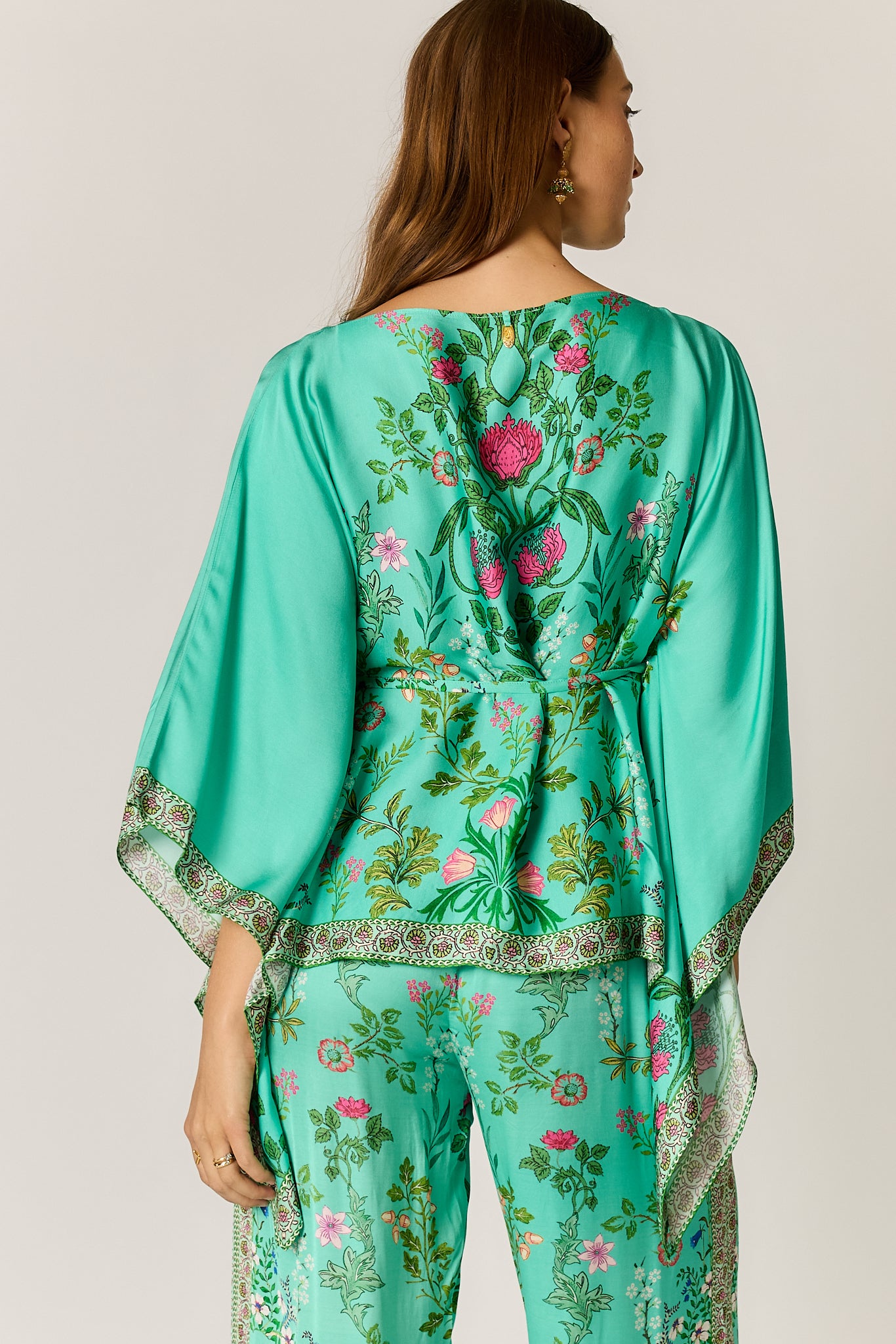 PRE SALE | Rubyyaya Tatiana Poncho Green